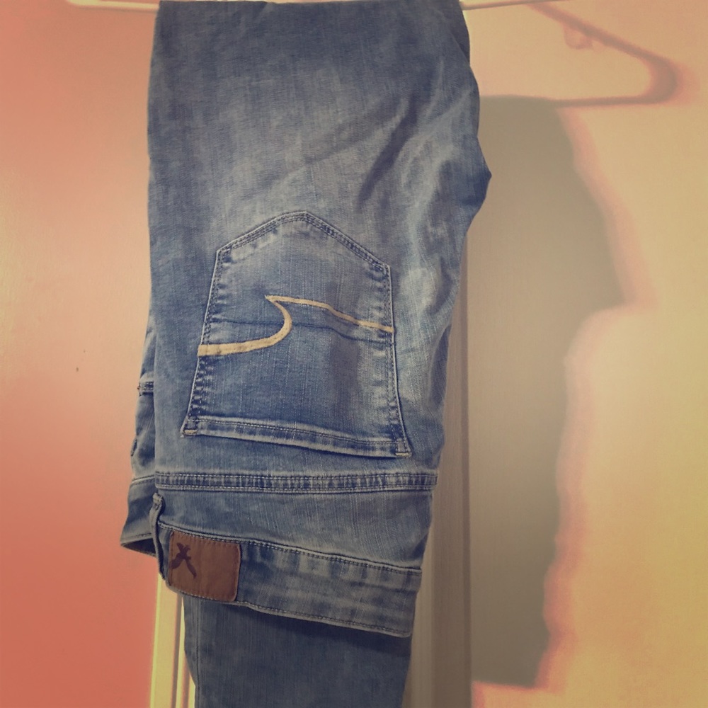 American Eagle Mom Jeans